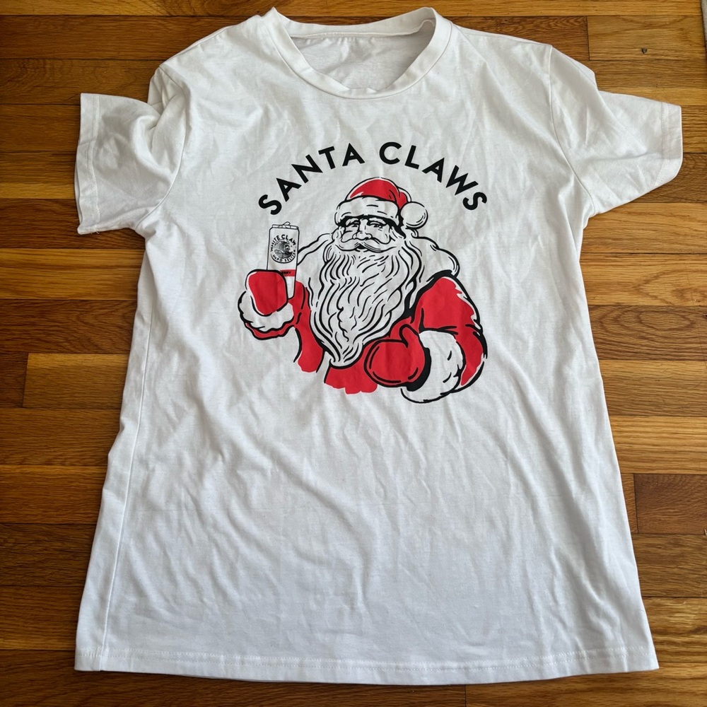 Santa Claws Graphic T-Shirt / Size Large